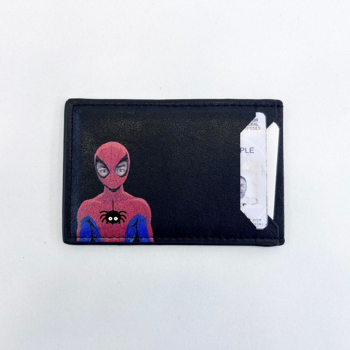 กระเป๋าใส่บัตรรูปภาพ Marvel Hu - Scavenger Hunt Card บทวิจารณ์และราคา